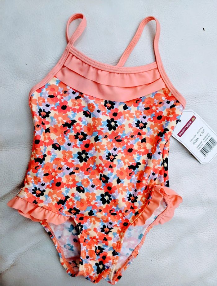 Maillot de bain rose Sergent Major 2-3 ans neuf
Motif petites fleurs type Liberty