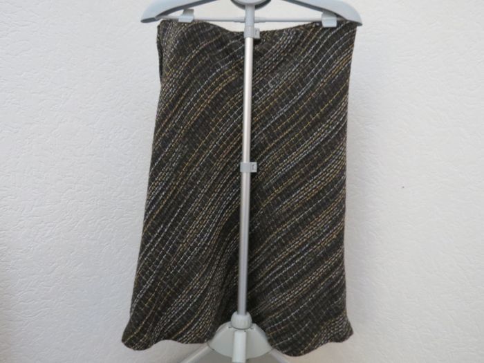 🖤 jupe tweed h&m taille 42🖤 - photo numéro 4