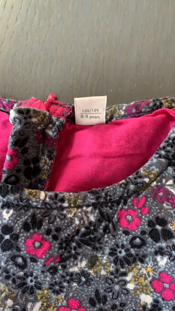 Robe grise fleurie 8/9 ans Esprit - photo numéro 4