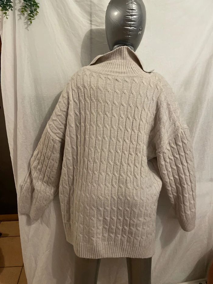 pull col V H&m crème taille M - photo numéro 3