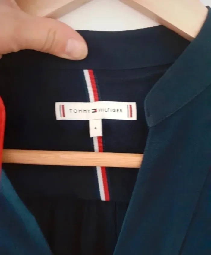 Blouse col V manches 3/4 bleue marine Tommy Hilfiger 36 neuve - photo numéro 6