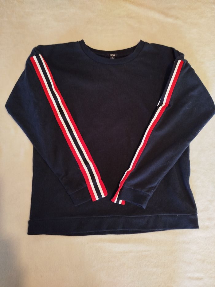 Lot vêtements  10 ans et XS - photo numéro 5