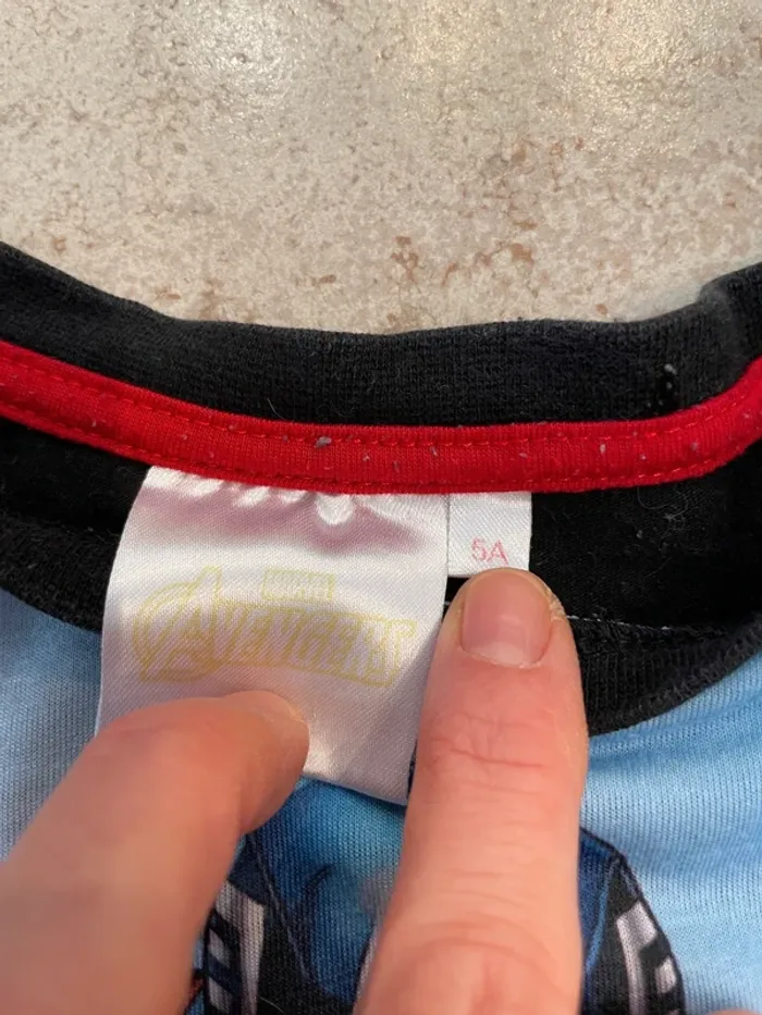 Teeshirt manches courtes 5ans Avengers Marvel - photo numéro 2