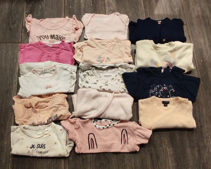 Lot pulls fille 3 mois