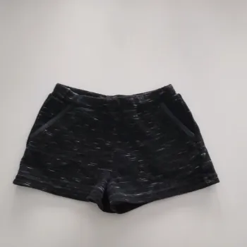 Short in extenso 4 ans