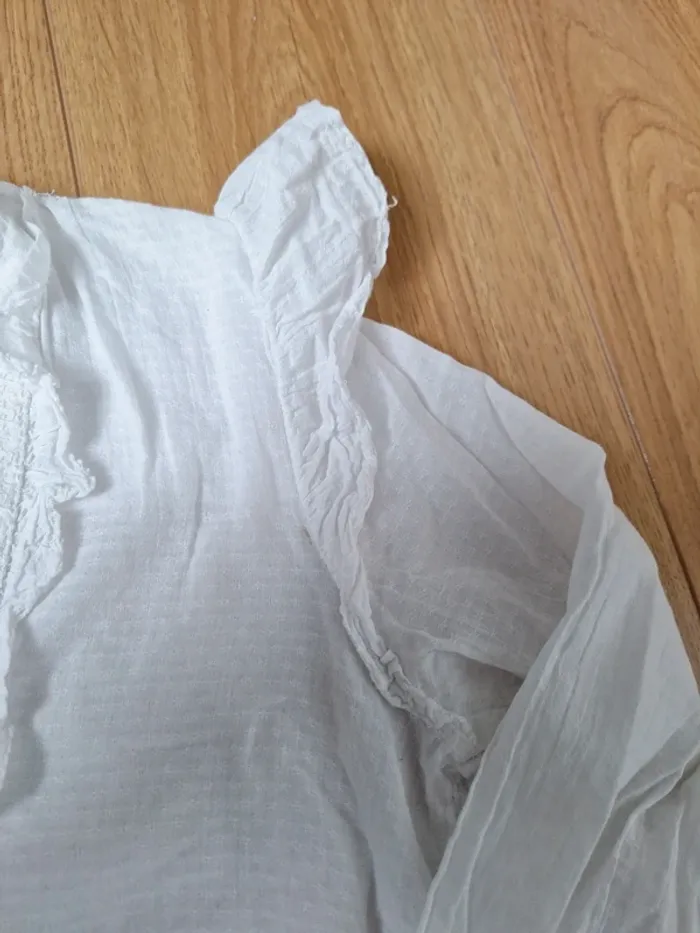 Blouse blanche - photo numéro 3