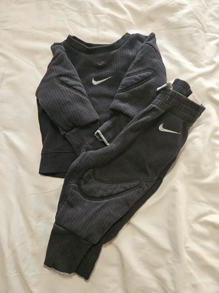 Ensemble nike 9 mois