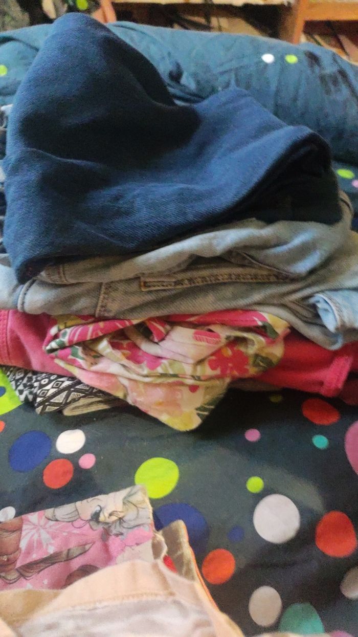 Lot vêtements fille 10ans - photo numéro 4