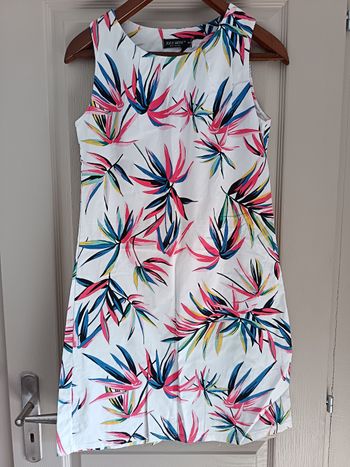 Jolie robe droite