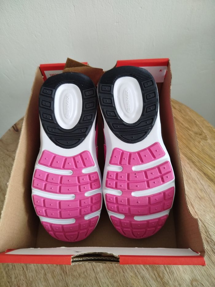 Baskets Nike T 28,5 - photo numéro 8