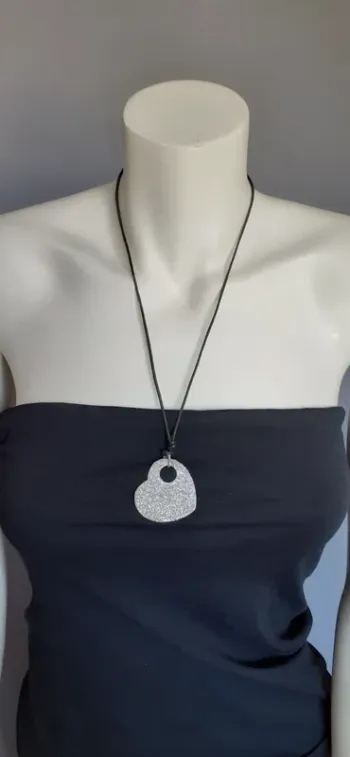Joli pendentif coeur.