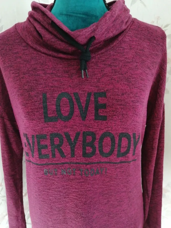 Pull shine bordeaux et noir à message avec col montant / mim / (M) - photo numéro 3