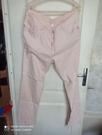 Pantalon rose pâle