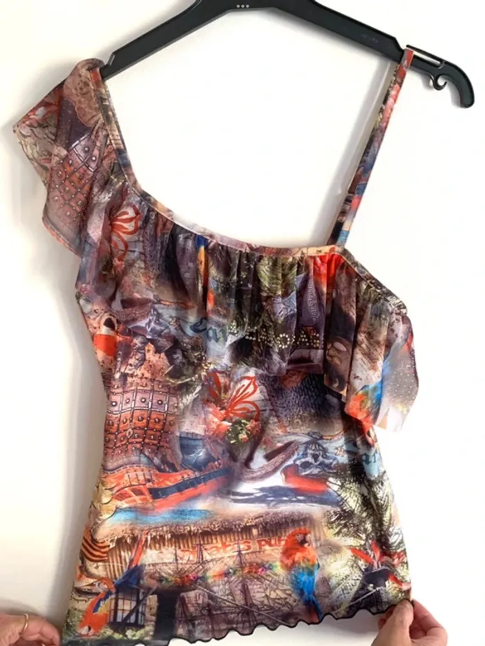 Haut asymétrique Charlott’lingerie à motifs pirates taille 36 neuf avec étiquettes
