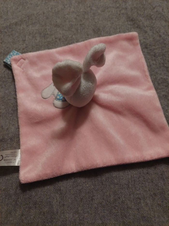 Cartoon club - doudou lapin rose avec attache tetine - photo numéro 3