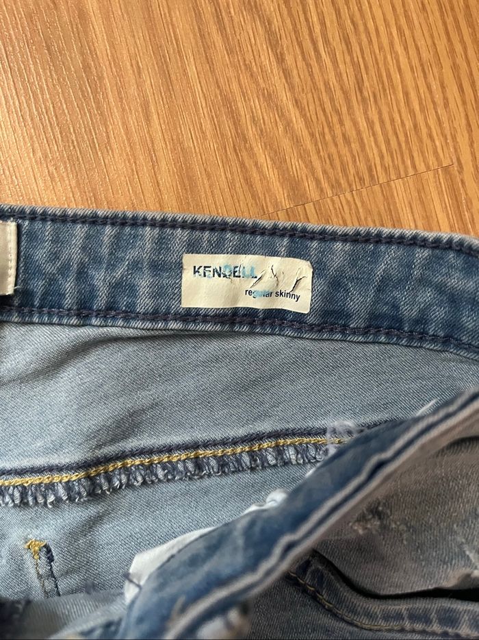 Jean destroy bleu clair Kendell regular skinny Only T.27/32 TBE 👖 - photo numéro 2