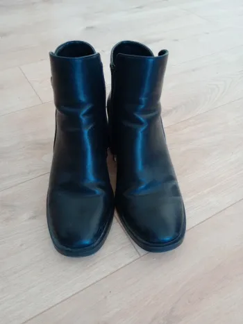 Boots femme 39 noires c87