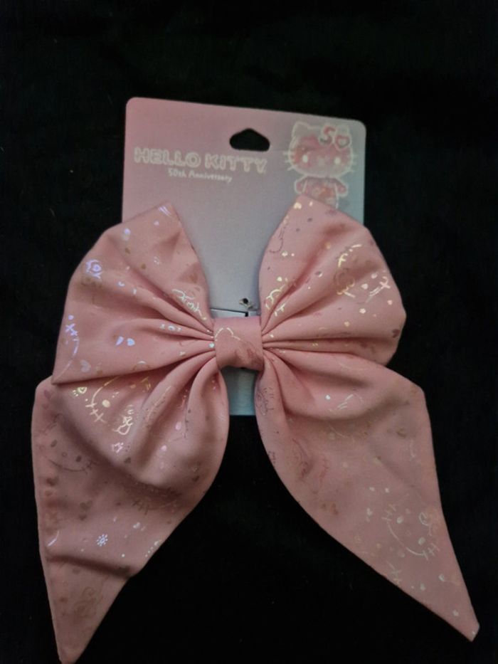 Barrette cheveux hello kitty - photo numéro 3