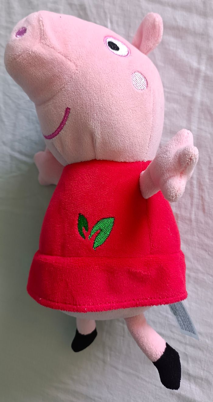 Peluche Peppa Pig en plastique recyclé - photo numéro 5