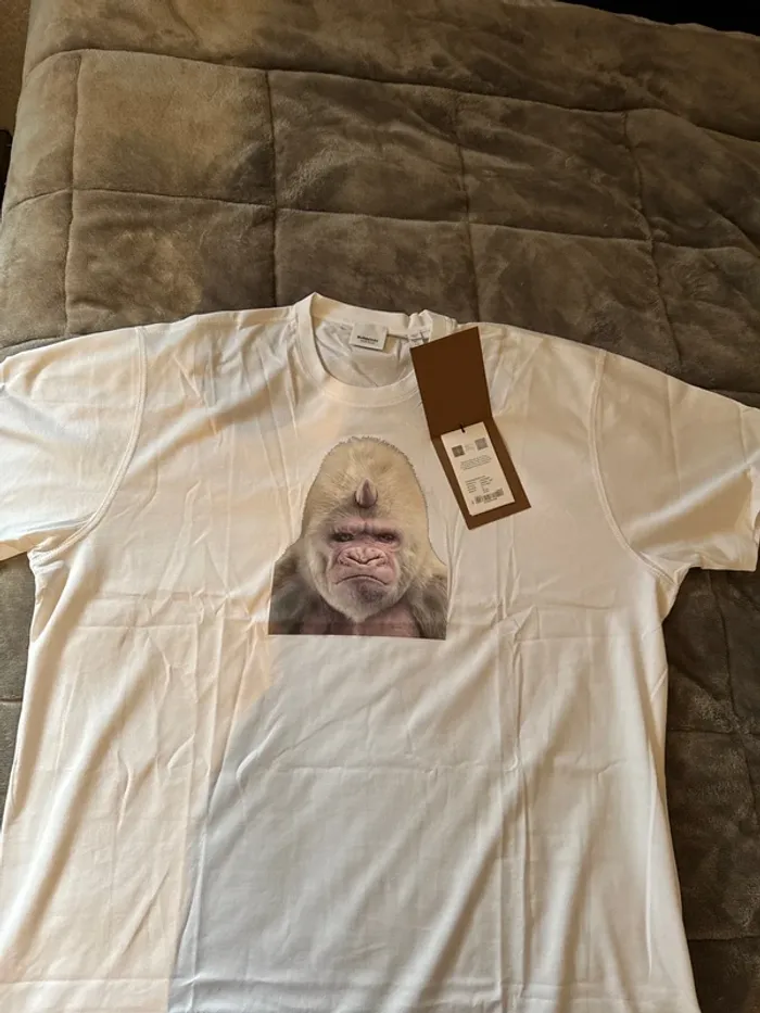 T-shirt Burberry gorille - photo numéro 4