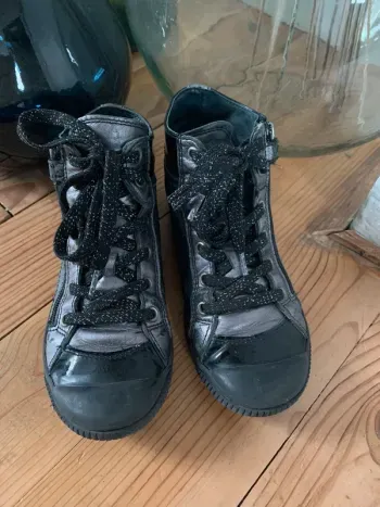 Chaussures Pataugas Taille 31 BE