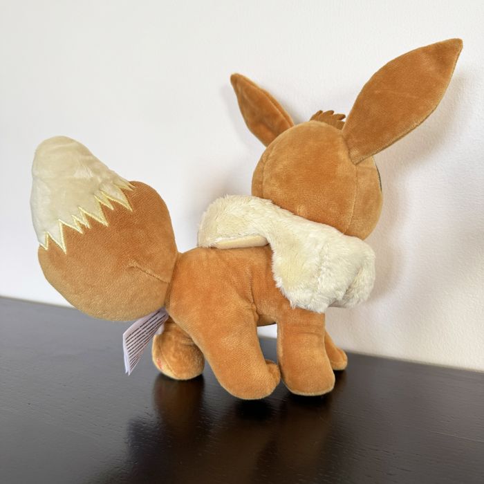 Evoli Peluche Pokémon Eevee 20cm Jazwares - photo numéro 5
