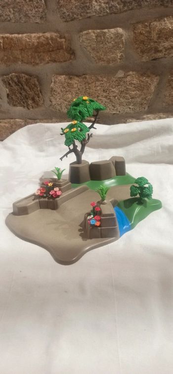 Décor paysage de forêt avec pont et rivière playmobil