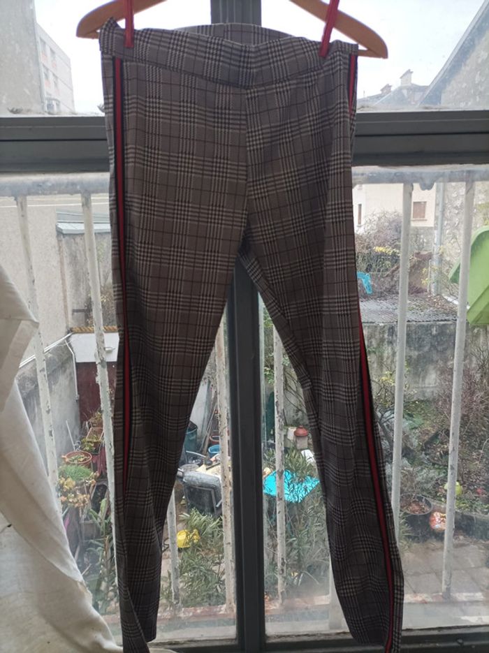 Pantalon élastomère Manoukian, types carreaux écossais