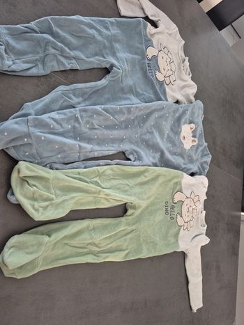 3 pyjamas velours 36mois