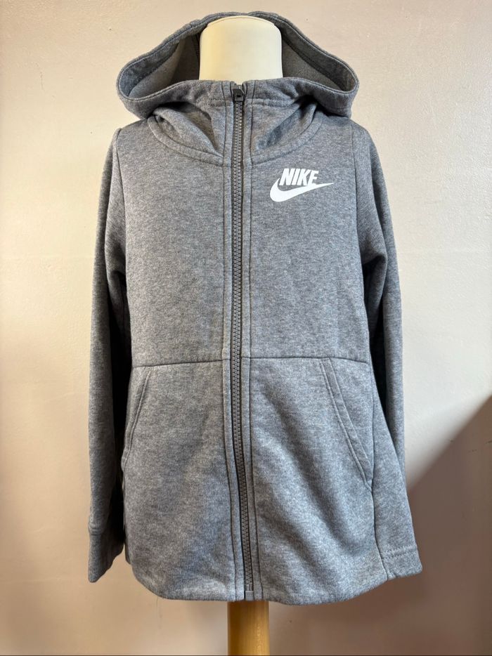 Gilet fille taille 122/128