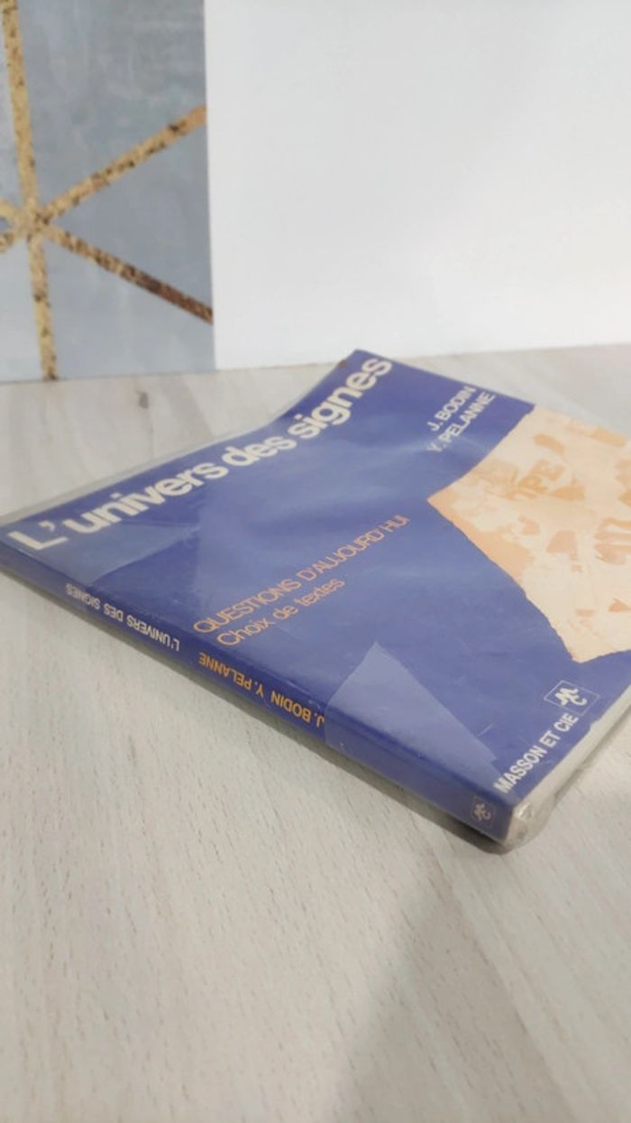 Livre épuisé et rare L'univers des signes Bodin Pelanne - photo numéro 2