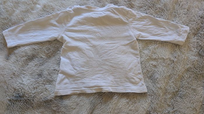 T-Shirt manches longues Gémo taille 6 mois - photo numéro 4