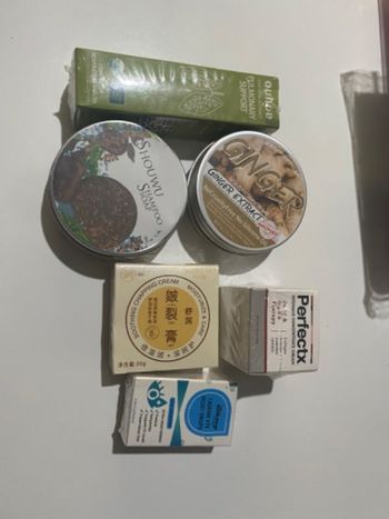 1 Lot  de 6 produits pour le corps ( lot n1) plusieurs marques