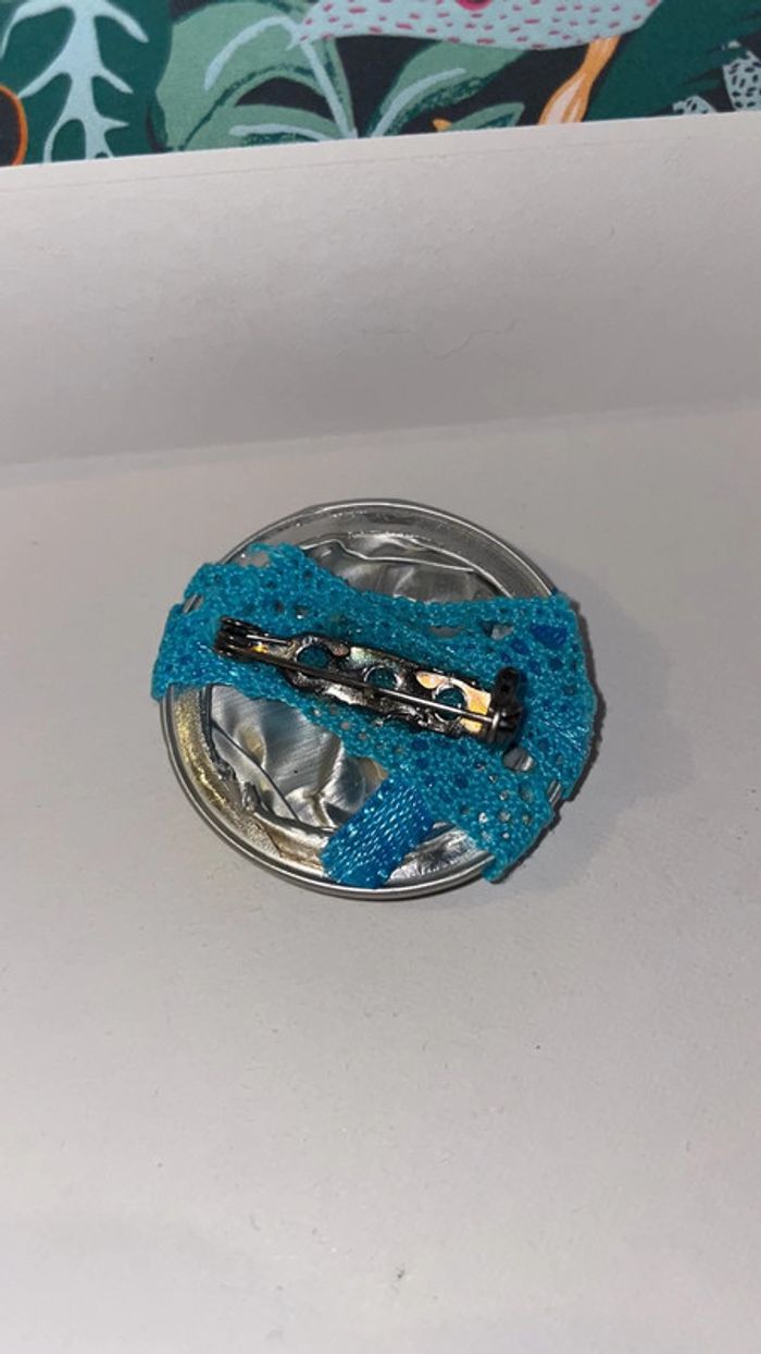 Broche - photo numéro 2