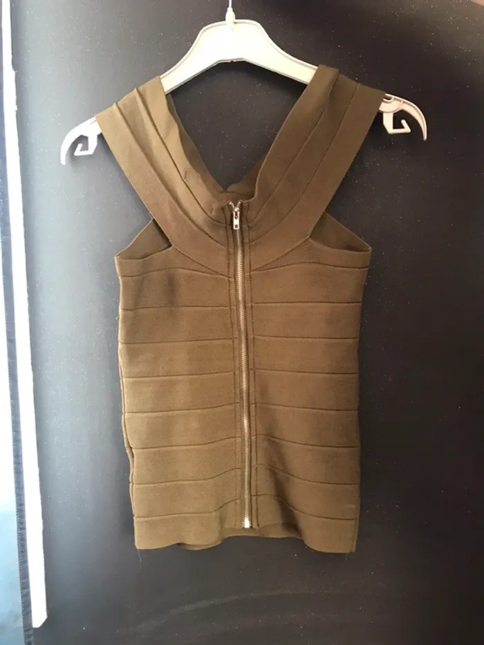 Top moulant kaki taille XS avec fermeture dans le dos - photo numéro 2