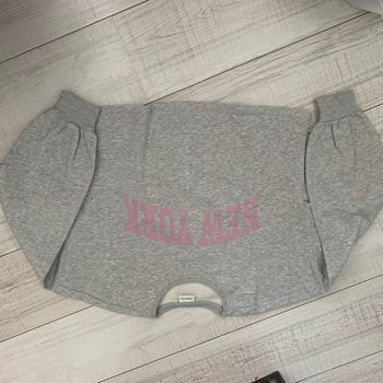 Sweat-shirt only