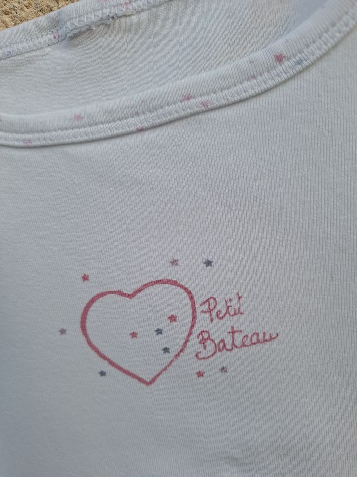 👚 Caraco / top à fines bretelles Petit Bateau 10 ans - photo numéro 2