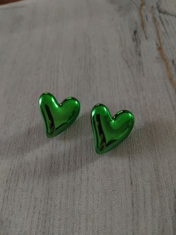 Boucles d'oreilles neuves