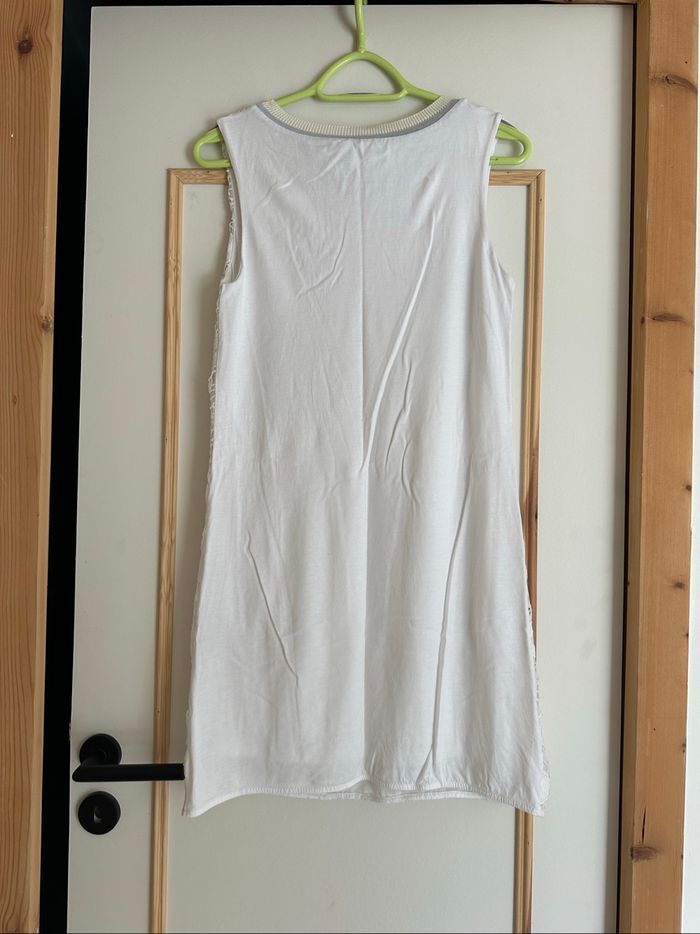 Robe blanche - Taille M - photo numéro 2