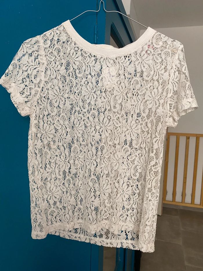 T-shirt blanc en dentelles taille 38 Pimkie
