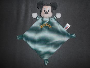 Doudou Mickey (Disney baby) neuf