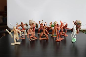 Lot figurines indiens vintage
