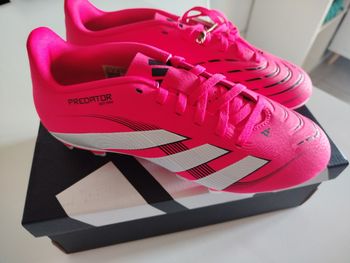 Chaussures Predator Club taille 38