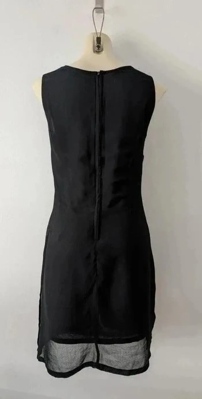 Robe mini vintage brodée - taille 34/36 - photo numéro 2