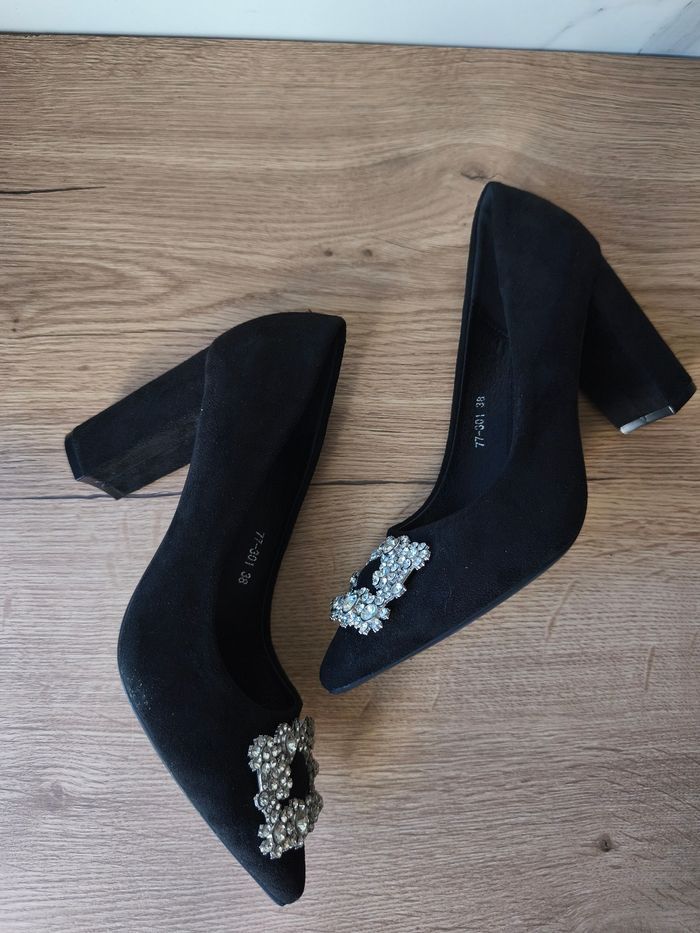 Escarpins noir à talons black highheels pointure 38 - photo numéro 3