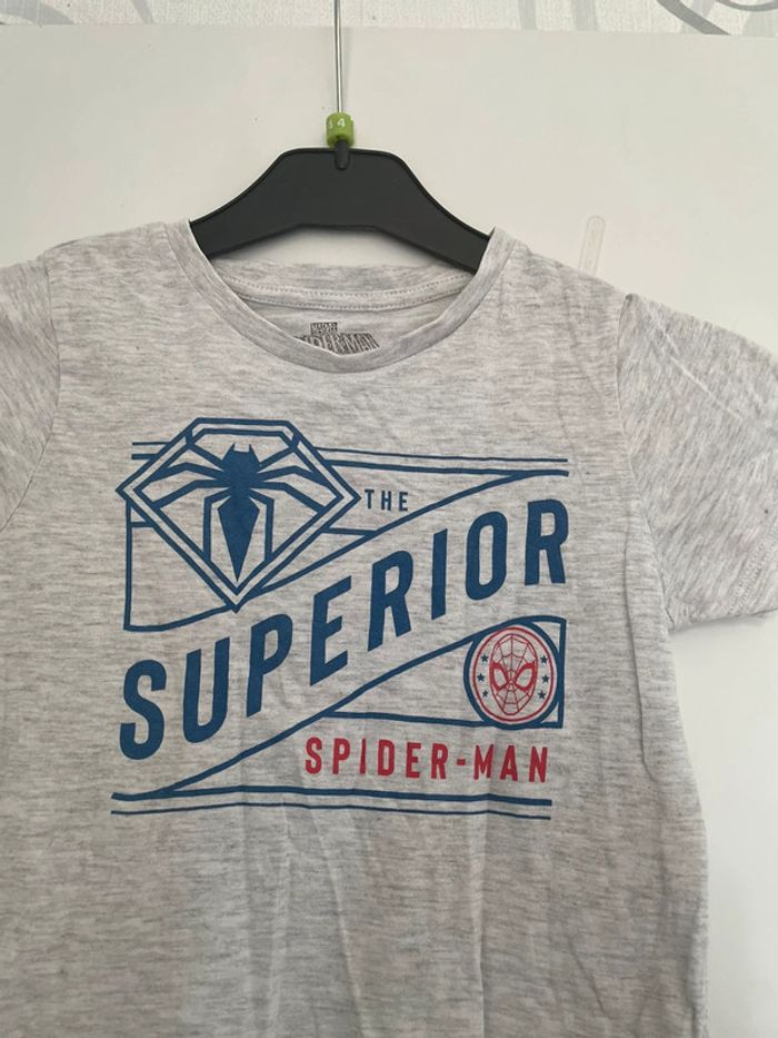 Tee-shirts Spiderman 3-4 ans - photo numéro 2