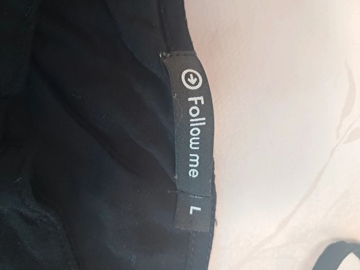 Superbe combishort noire, légère et joliment ajustée à la taille- noire - T40 - Neuve - photo numéro 4