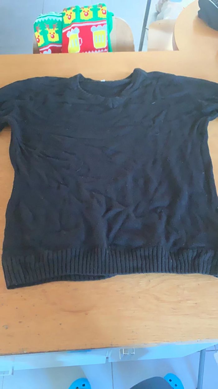 Pull noir femme col V - photo numéro 2