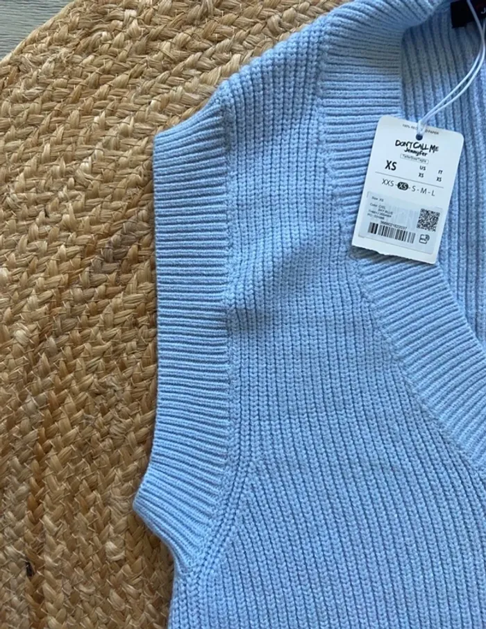 🩵 Pull long femme col V bleu clair sans manche Taille XS 🩵 - photo numéro 4