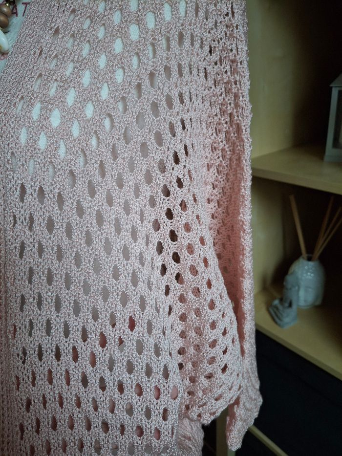 Gilet long rose poudré maille ajourée neuf - photo numéro 2